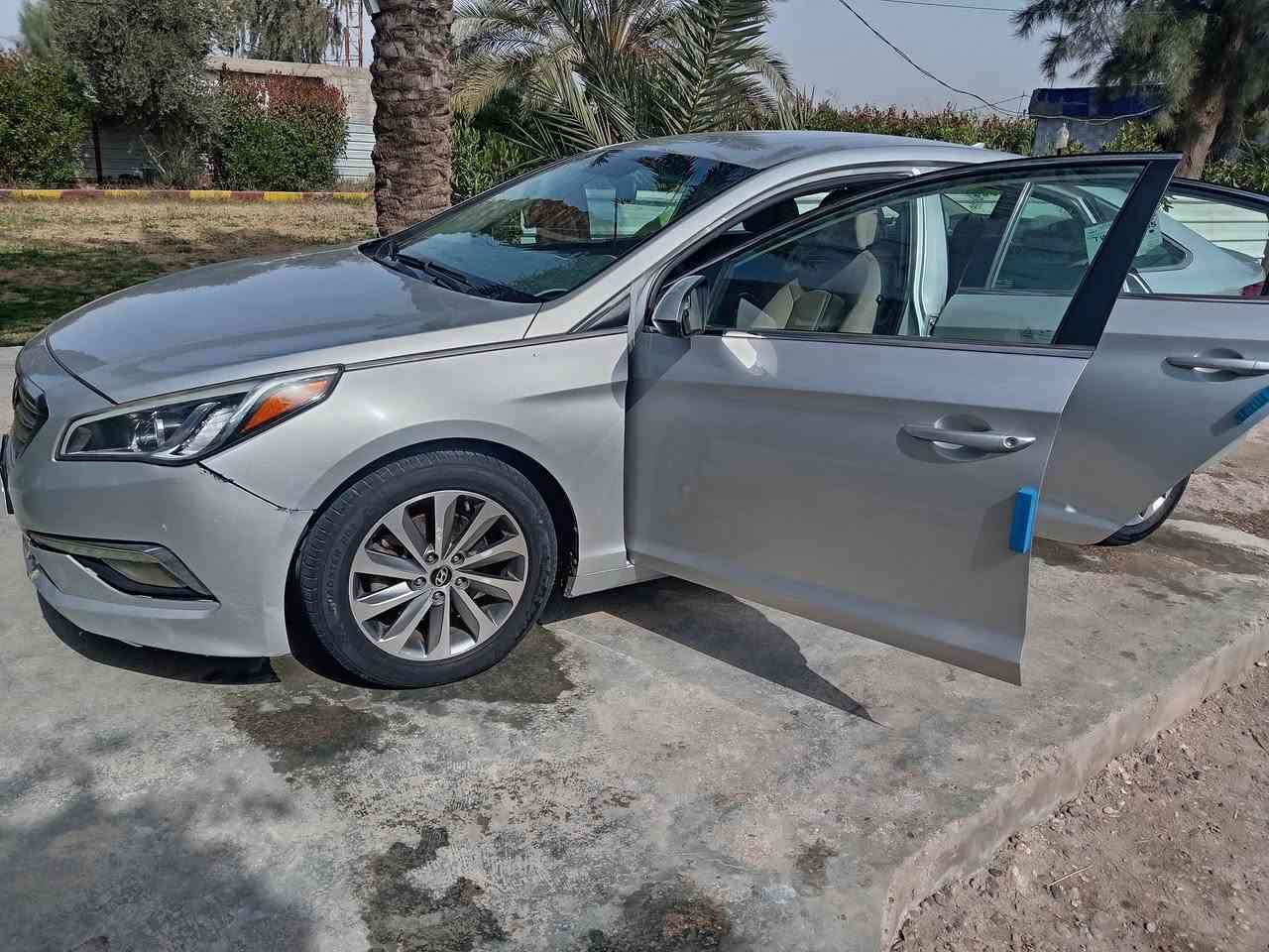 سوناتا أمريكي 2016 حادث طخه بسيطه جاملغ امامي رقم بغداد باسمي محرك كير جديد مكاني بغداد ابوغريب الاتصال *********** او***********
