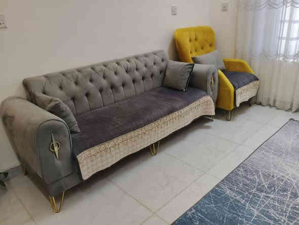 سلام عليكم تخم 8مقاعد للبيع نضيف الله شاهد السعر 225 العنوان الغزاليه ***********
