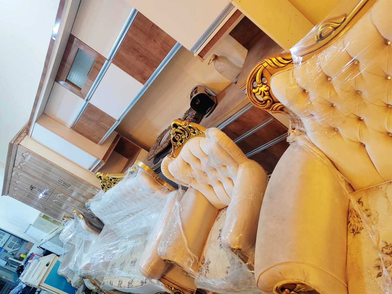 العنوان فلوجه حي شهداء قرب مرطبات مشمشه مزاد ابو كاظم البطاوي *********** يوجد خدمه توصيل الباب بيتك بل أجره ***********
