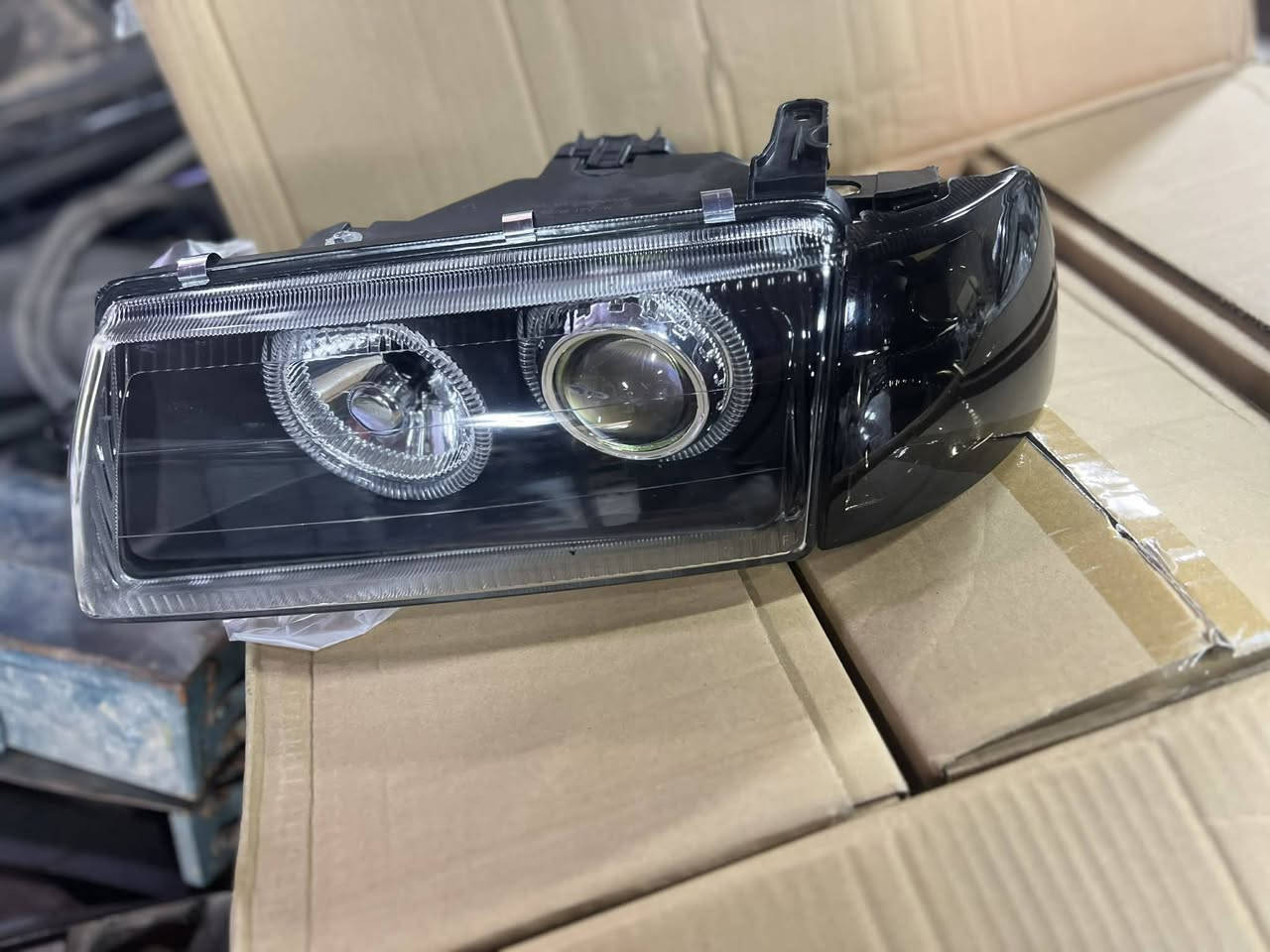 محل عمر سعد لايت🇧🇪 فكترا سبورت جديد يتوفر جام لايت فكتراكرستل🚘*********** ☎️
