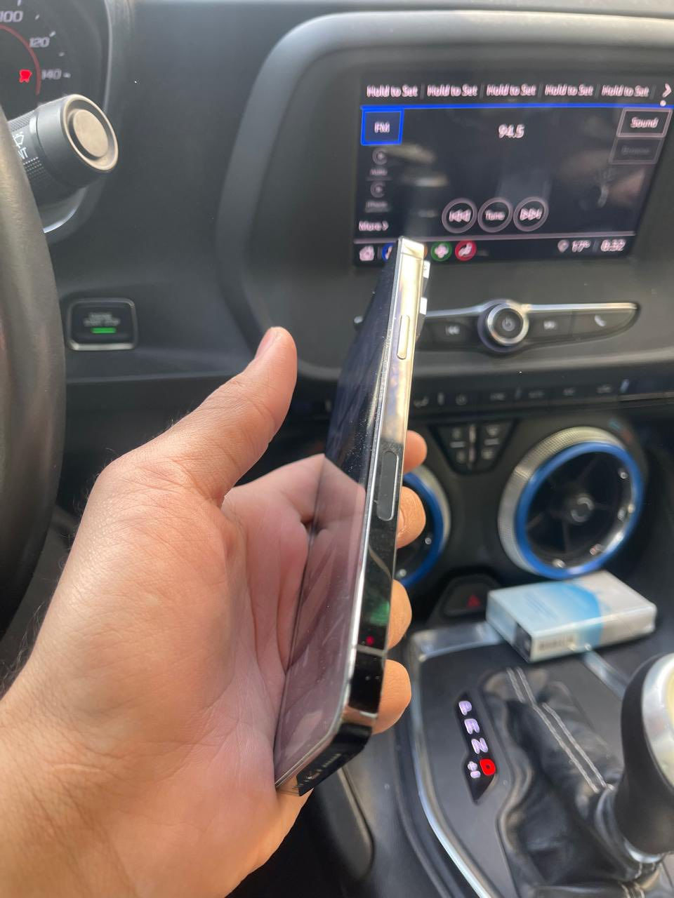 للبيع 
السلام عليكم ايفون 13 برو ماكس جديد زلغ واحد مابيه لا مفتوح ولا مرفوع ولا ملعوب بيه او وين مايعجبك تفحصه افحصه مكان بابل المركز سعره 670   ذ 256 بطاريه 86


**إذا كنت صاحب هذا الإعلان وتريد حذفه لأي سبب، رجاءا أرسل رسالة إلى الدعم الفني**