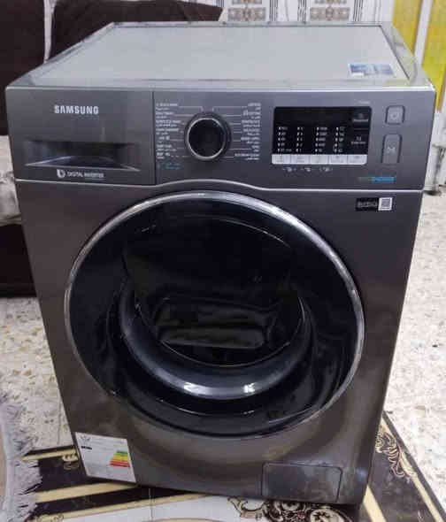 سلام عليكم مرخصةمديرالاكروب المحترم  غساله فول اوتوماتيك جانبي سامسونك اصلي وكاله فول ادارير غسل وتجفيف وتنشيف وبخار كوي انفيرتر  اقتصادي نضيفه بلادي شركه حجم ٨ كيلوو  ٤٧٥ الف مكاني بغداد متوفر توصيل *********** بلاد رز
