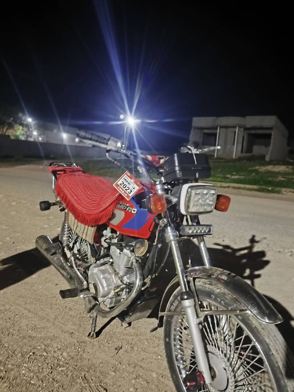 للبيع نامي برو محسن 
دراجه موديل 19 
كهربائيات كلة شغال تاير خلفي حامغ دبلات كشن تانكي كلة جديد 
مكينه ممفتوح 
مكينه خرسة 
سعر خاص رقم الهاتف ***********
