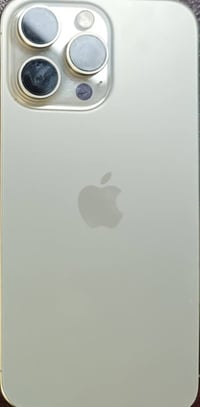 آيفون ١٥ برو ماكس • بطاريه ٨٦٪ • شرق اوصط