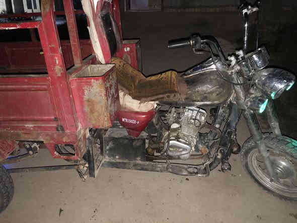 سلام عليكم ستوته كلك  لبيع موديل٢١ محرك ٢٣مبدل  كور وبوشه سعر825وبيه مجال***********مكاني وركاء
