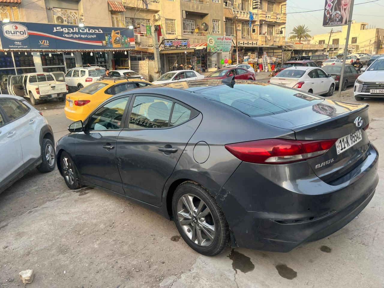 السلام عليكم
الانترا  2017 فول مواصفات امريكي حادثها فقط بنيد وتك من الجاملغ ماشيه 177k رقم بغداد  السعر 120
الاستفسار ***********
