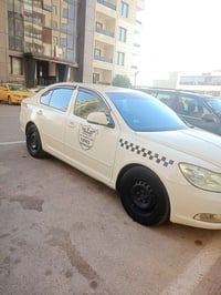 سكودا ٢٠١٠ • غاز وبنزين • مكينة جديد