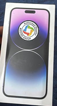 آيفون ١٤ برو ماكس • نضيف • بطارية ٧٩