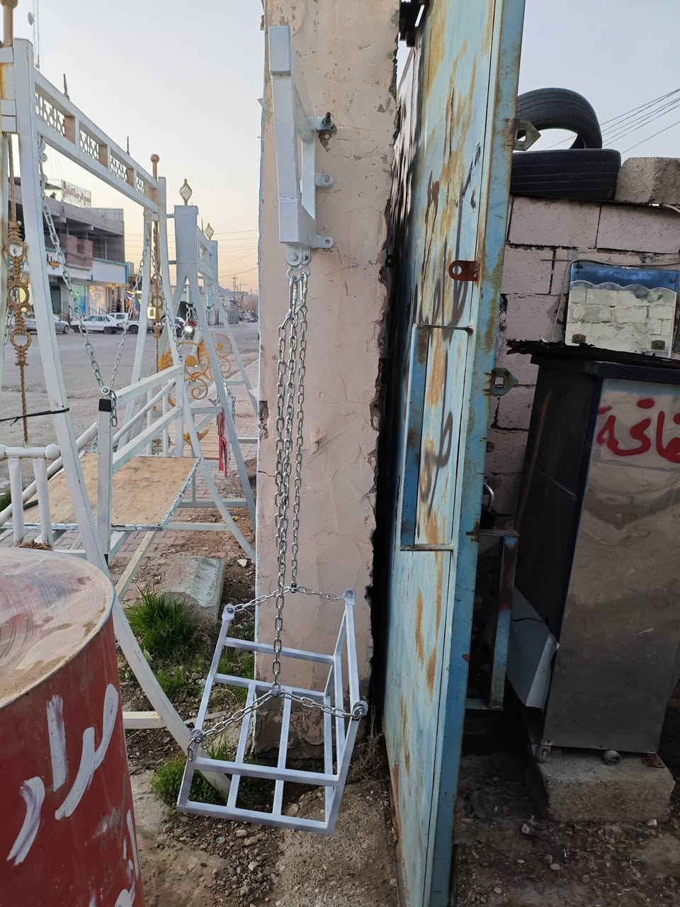 حداد متنقل ..... *********** وين مكان اجيك حتى خارج طوز
