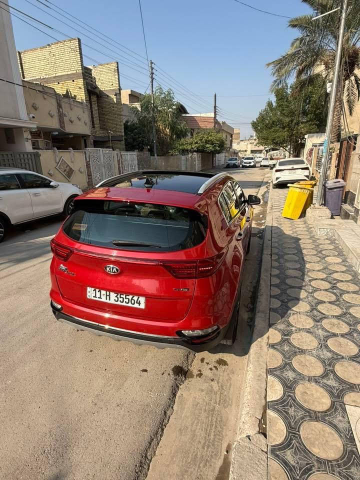 السلام عليكم سبورتج ٢٠٢٠ خليجي  رقم بغداد باسمي
جيتي لاين فول مواصفات اعلى شي  

((السعر ٢٠٦ $ ورقه مكاني بغداد ))
***********
السياره جدا جديده سونار بالمنشور 
بيها مكانين صغار اقل شبر بارد ممبين بالجاملغ الخلفي 
مكفوله من الصبغ والسمكره والتبديل سياره جديده جدا 

بانورما 
مقاعد جلد 
مقاعد كهرباء  
حساس امامي خلفي 
مكينه ٢٠٠٠ دوش 
تشغيل عن بعد 
جنطه كهرباء باقي المواصفات المعروفه 
ماشيه ٩٠ كيلو 
السعر ٢٠٦  $ ورقه مكاني بغداد 
***********
