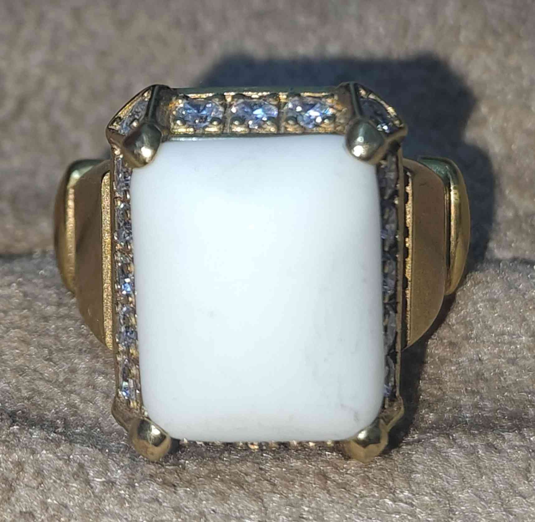 محابس 2 واحد ياقوت واحد عطف صياغة نحاس ذهبي سعر الواحد 15 الف سعر نهاية توصيل موجود لكل محافظات العراق أي استفسار على الخاص


**إذا كنت صاحب هذا الإعلان وتريد حذفه لأي سبب، رجاءا أرسل رسالة إلى الدعم الفني**