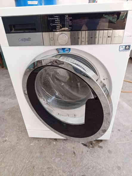 غساله اوتوماتيك 12 كيلو نوعيه تركي   نظيف بلادي ما مصلح بالشاط ره نهايته 225 مكاني كركوك حي العسكري رقم الهاتف ***********
