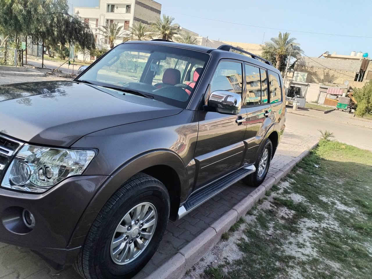 بيع سريع باجيرو ٢٠١٠ كفاله عامه من صبغ و ضربه وتبديل تخم تاير جديد صدر خلفي وامامي تبريد ثلج ماشيه ١٦٠ مكينه ٣٥٠٠ مكفوله بسمي مكان بغداد السعر ١٢٠ مكان بغداد الاتصال ***********
