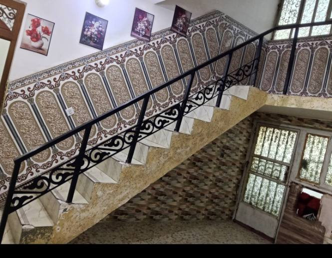 بيت طابو زراعي سند 25 المساحه ١١٠ متر نزلت حي غازي طريق دغاره سومر قرب سيطره البوصالح بناء لاساس كونكريت والبناء ابلوك بيه غرفه ومطبخ وصاله واستقبال 
السعر ٢٤ مليون وبيه مجال لشراء صدك لاثصال على الرقم ***********
