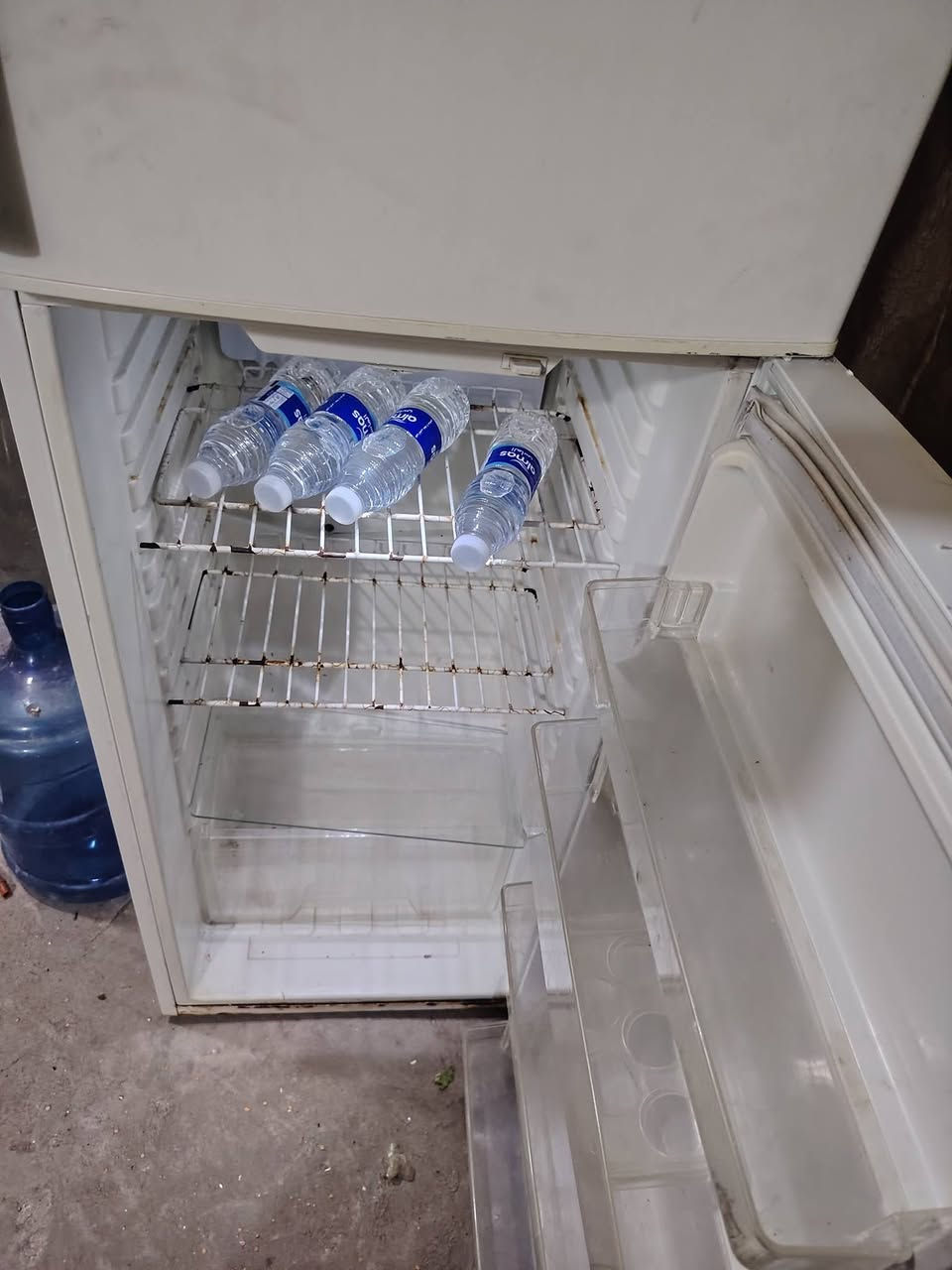 كاروك اطفال كهرباىي ابو الريمونت مامستعمل السعر 75وثلاجه 14قدم نوعيه دنكا ارقى نوعيه اخت الجديده تبريد وتجميد نقطه خياس مابيها السعر 80مكان الجريويه


**إذا كنت صاحب هذا الإعلان وتريد حذفه لأي سبب، رجاءا أرسل رسالة إلى الدعم الفني**