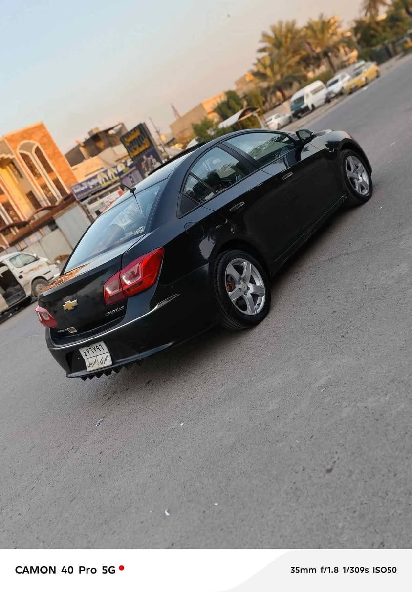 السلام عليكم
‏شوفر كروز خليجي 2017 رقم اربيل سنويه نافذه باسم شركه تحويل أو وكاله فول مواصفات 1/1 سلايت بصمه جميع الأبواب كشنات جلد ماشيه تقريبا 170 ألف مكينه 1800 المرغوب سياره جاهزه وخير من الله تبريد ثلج
‏بيها صبغ بنيد والوجه مال جنطه وشويه بالباب صور سونار بالمنشور بدون دواخل وحاليا بنيد جارد شويه. . 
‏السعر/79$ ومجال بسيط بيع أو مراوس. 
‏العنوان/بغداد-الاعلام قرب تقاطع درويش
‏*********** واتساب بغداد, العراق
