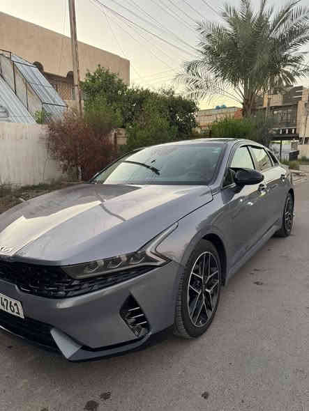 السلام عليكم كي فايف 2021وارد امريكي رقم اربيل تحويل شوكت متحب حادثها مثل مموضح بالصور فقط بنيد ماشيه 81سياره جديده كلش ومناقصها شي مواصفات بصمه شاشه تحكمات كامره داخلها جديد سعرها 153وبيها مجال مكاني بغداد عامريه ***********
