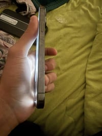 عدي 13بروًماكس512 بطاريه 100 اصليه ماتصرف لوك كله شغال كيبل كارتون عرب...