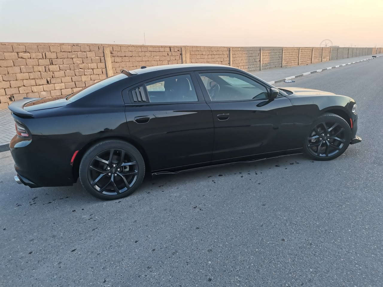 جارجر SXT بلاك توب . 

الموديل : 2021 . (وارد امريكي ) .
الرقم اربيل باسم شركة
اللون: اسود 
العداد: 43 الف ميل
المحرك : V6.  3.6L
 
المواصفات :
* شاشه كبيرة مع نظام ملاحة نفكيشن GPS .
* الشاشة مع اوپشنات SXT . 
* سستم صوت الپاين مع سماعات پريميوم .
* ويل قياس 20 انج . 
* مقاعد مخمل . 
* مقعد السائق كهربائي . 
* حساسات مع مانع تصادم خلفي . 
* تشغيل عن بعد .  
* دخول ذكي . 
* محدد سرعة . 
* تلفون بلوتوث . 
* كاميرا خلفية .
* شفتات ستيرن 
* كير شفتر بالستيرن . 
* دخول ذكي (بصمة) . 
*السيارة وارد امريكي الحادث خلفي  بالصور تبديل جاملغ خلفي مع قبق الصندوك وصبغ الجاملغ الثاني  ا  الشغل درجة اولى .
السعر   210$ وبيها مجال 
***********
