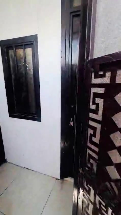 دار كرفان سكني في مجمع كرفانات منطقة الشعب تقاطع النادي العربي***********
