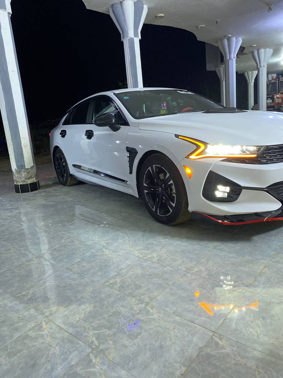 يا الله
K5 (GT Line)
الموديل :2024
نوع المحرك :1.6 تيربو 

اللون :ابيض 
وارد : اميركا 

مواصفات :فول 1/1
1_بصمة +تشغيل عن بعد 
2_حساس جنطه اوتو 
3_بانوراما فول قمارة 
4_لايت زنون عدسات 
5 _لد نهاري امامي + لد خلفي 
6_كشافات 
7_رادار امامي + كامره رادار امامي 
8_رادار خلفي وجانبي + نقطه عمياء فول حساس 
9_داخل اسود   مميز +كشنات جلد
10 _فول تحكم ستيرن +قياده ذاتيه ذكية 
11_كامره خلفية 
12_شاشه حجم كبير 
13_تدفئة كشنات 
14_سايد بريك بصمة 
15_شحن واير ليس 
16_مود درايف 
17 رقم معوقين واسط بسمي
19 السياره كلين فقط دعاميه خلفيه وشبر بارد بل جنطه 

عنوان : واسط الصويره 

الاستفسار ***********
