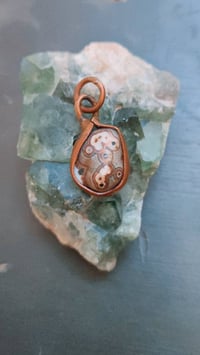 داودي يمني • خام • أنيق