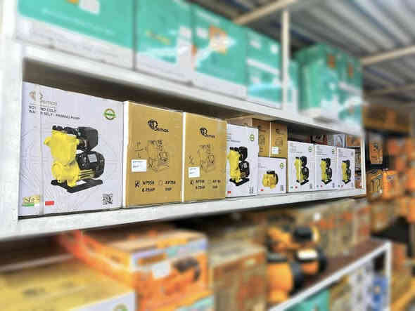 رجع وتوفر عدنه وبكميات 
ماطور #دي_ماكس
ماطور البوستر والعادي والبوستر النازل 

الحجام 1 اينج و 3/4 اينج  و 1/2 اينج 
للماطور العادي والماطور البوستر  الصاعد 
والماطور البوستر النازل ￼

وبأسعار الجمله تنافسيه 

ولا تنسون اسعارنه جمله ومفرد ماكو
￼ العادي
ويوجد لديناااا تجهيز جميع القوائم

وتجهيز جميع المهندسين

مراكز المبيعات :
الفرع الأول بغداد _ حي القاهرة _مجاور جوازات صليخ

_قرب مطعم القاهرة

رقم الموبايل ( ***********)
