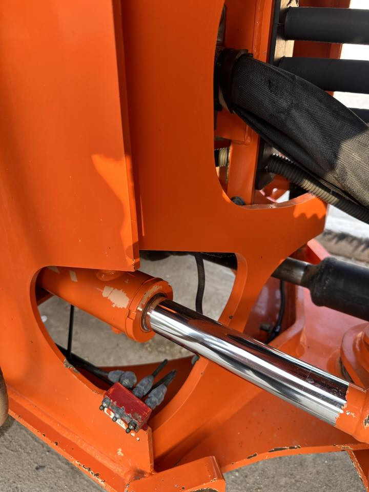 شفل كاوسكي 70-z7موديل 2018
محرك كمنز كفاله عامه 
للستفسار ***********
