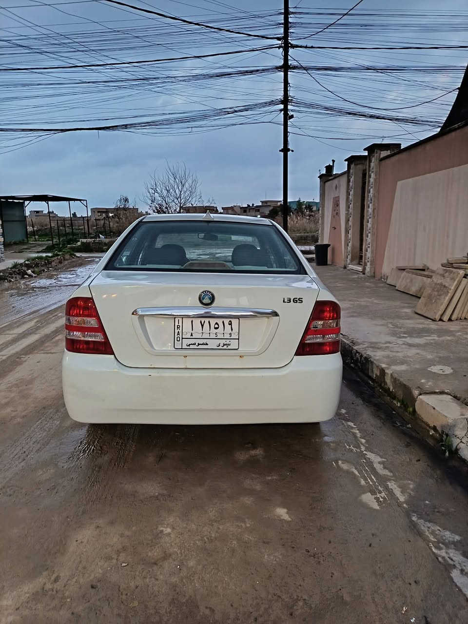 سي كي رقم نينوى ٢٠١٣ شكل جديد
بيها جاملغ يمين وبوند وشبر بل صندوق كير مكينة شرط السيارة مال بيت 
مكانها موصل عندي وكالة تحويل مباشر
ما اجاوب عالخاص (مكلف بالنشر) 
اتصل على صاحبها
***********
