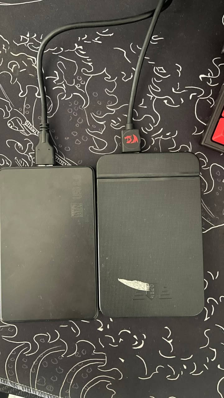 للبيع اكس بوكس سيريس s 512 مع هاردات ثنين واحد 1t ssd والهارد الثاني 500 Hhd ومع جويستك كيم سير  ومع الكارتون والملحقات الاصلية اصدار 2023 . الجهاز ما مفتوح نظافته 95%
السعر 425الف وبي مجال للطيبين 
للتواصل اتصال او واتساب
***********

