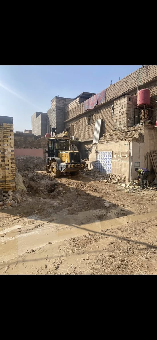 اليوم وبفضل الله 
تم هدم وتفليش بيت بمساحة 120م في التنومه قرب الأطفائيه وتم نقل الأنقاض وقلع القطعه ونقل الأنقاض ودفنها بالسبيس والأسمنت وحدلها للأستفسار  ***********. أو  ***********
