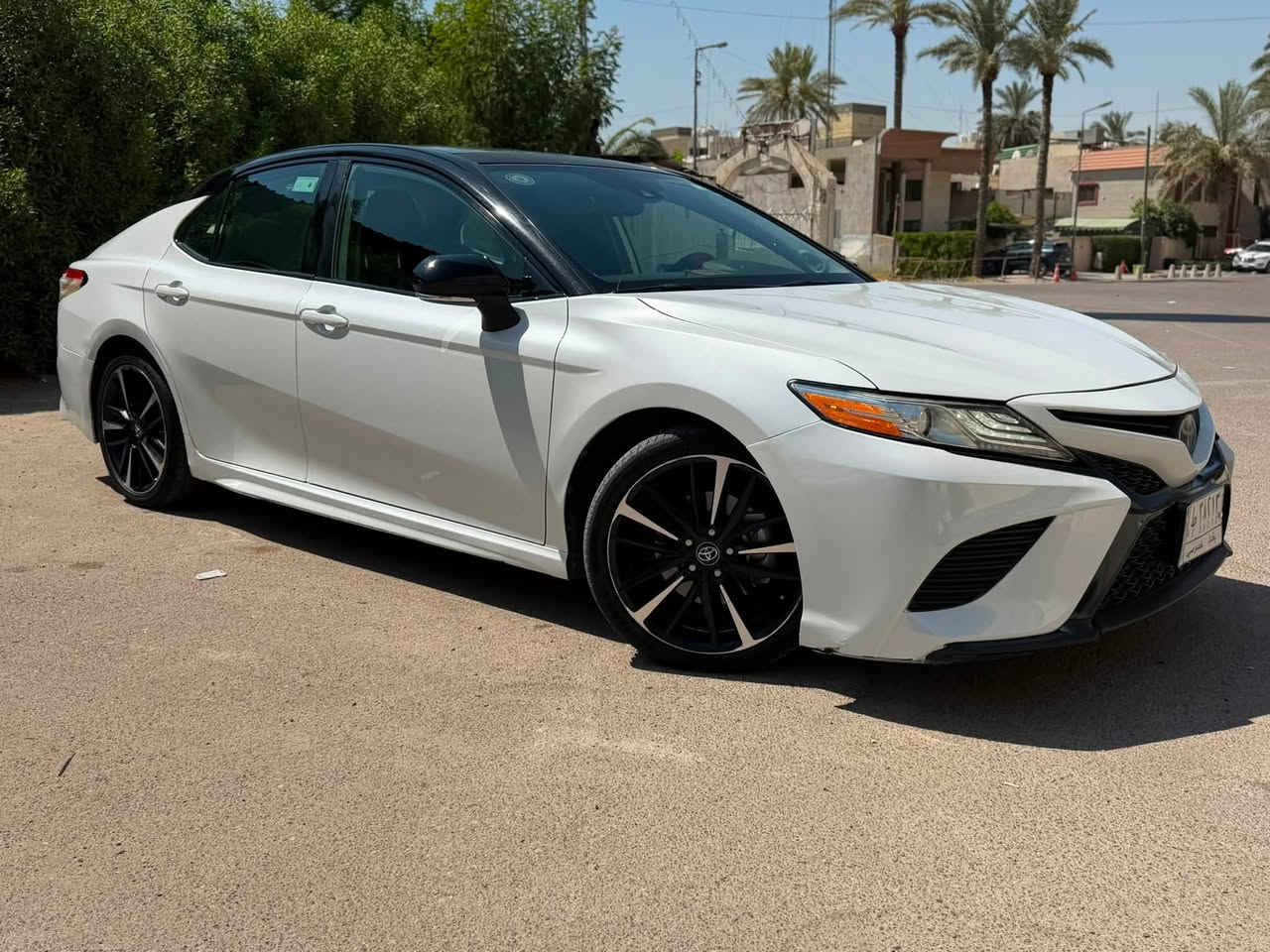 للبيع تويوتا كامري XSE موديل 2020
ماشية 80 ألف كم

لون أبيض لؤلؤي 

حادثها جاملغ الايسر بدون ايرباك 

السيارة بيها قطعة وحدة صبغ 

، سقف أسود XSE

، داخلية جلد اسود

، شاشة، نظام صوت JBL

، بصمة

، كاميرا

، مواصفات حلوة ونظيفة.

السيارة استعمال شخصي ومحافظة، جاهزة للفحص.

الموقع: بغداد

السعر: 215 $

للتواصل: *********** واتساب
