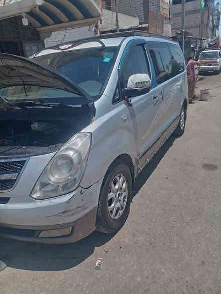 سلام عليكم ستاركس مسكر اصل  موديل 2009 نمره نجف مكفوله مصفره هئه وغرامات
مكينه جديده شاده ستوني. سياره جاهزه تبريد ثلج
تدفاء تخم تاير جديد دواخل جلد. سعر 135وبيه مجال حك الجيه رقمي *********** مامتواجد ع فيس
