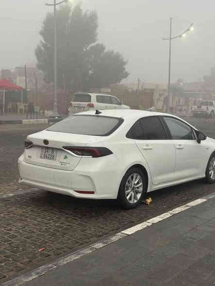 السلام عليكم تيوتا كورلا 2025 ماشية ١٥ الف فقط كفالة عامة ماعدا طخة خلف باب السكن لون ابيض خليجي شد صيني حرة السيارة باسمي فول مواصفات 
كشنات جلد 
رادارات 
نقاط عمياء
 تحديد مسار 
مثبت سرعه 
دخول ذكي
 لدات ترحيب 
فتحة السيارة فول للاخير  
للتواصل ***********
