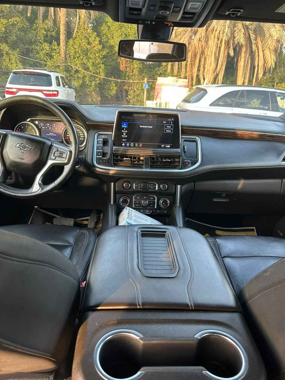 السلام عليكم
تاهو وراد امريكي

2021  z7فول موصفات/1 

رقم بغداد مميز بسمي 

ماشيه 100

بانوراما

كامرات محيطيه 360 درجه 

رادار امامي جانبي خلفي  

كشنات جلد 

جنطه كهرباء + ستيرن كهرباء 

خزن ميموري 

سايد بريك بصمه 

منفذ شحن usb’hdmi’typec

شاشه دجتل 

ملاحظه السياره جداً نظيفه 

السعر 375بيها مجال بصيط
***********
