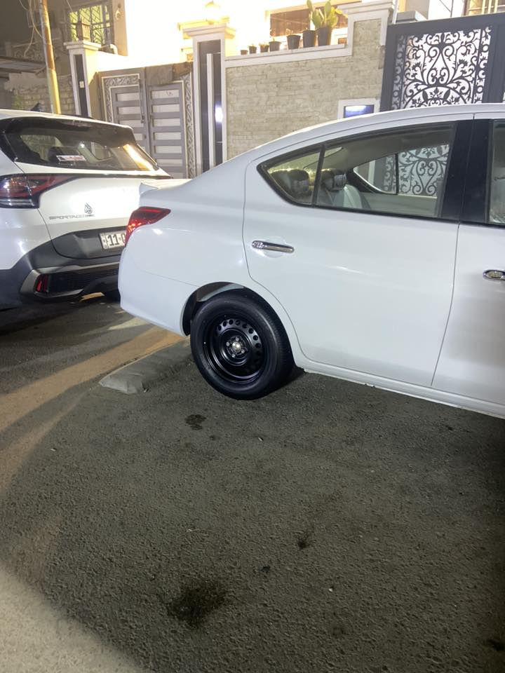 سلام عليكم نيسان سني 2025 للبيع فقط بسمي 
مكفولة عده هاي الطخة الموضح بصوره 
ماشية 77 الف 
مكاني بغداد الشعب 
***********
