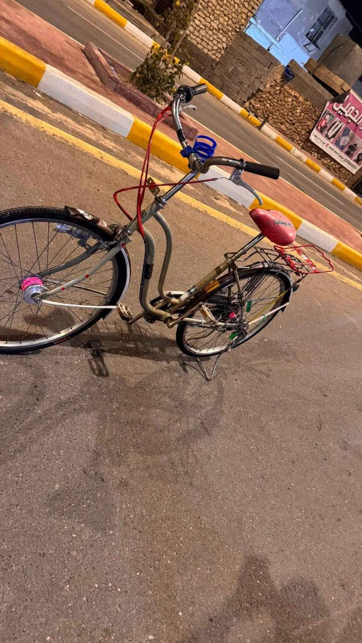 سلام عليكم بايسكل بايدر للبيع كلش نضيف ياباني اصل ختم ٦٠الف بي مجال بسيط
واتساب *********** الرمادي الملعب 🪻
