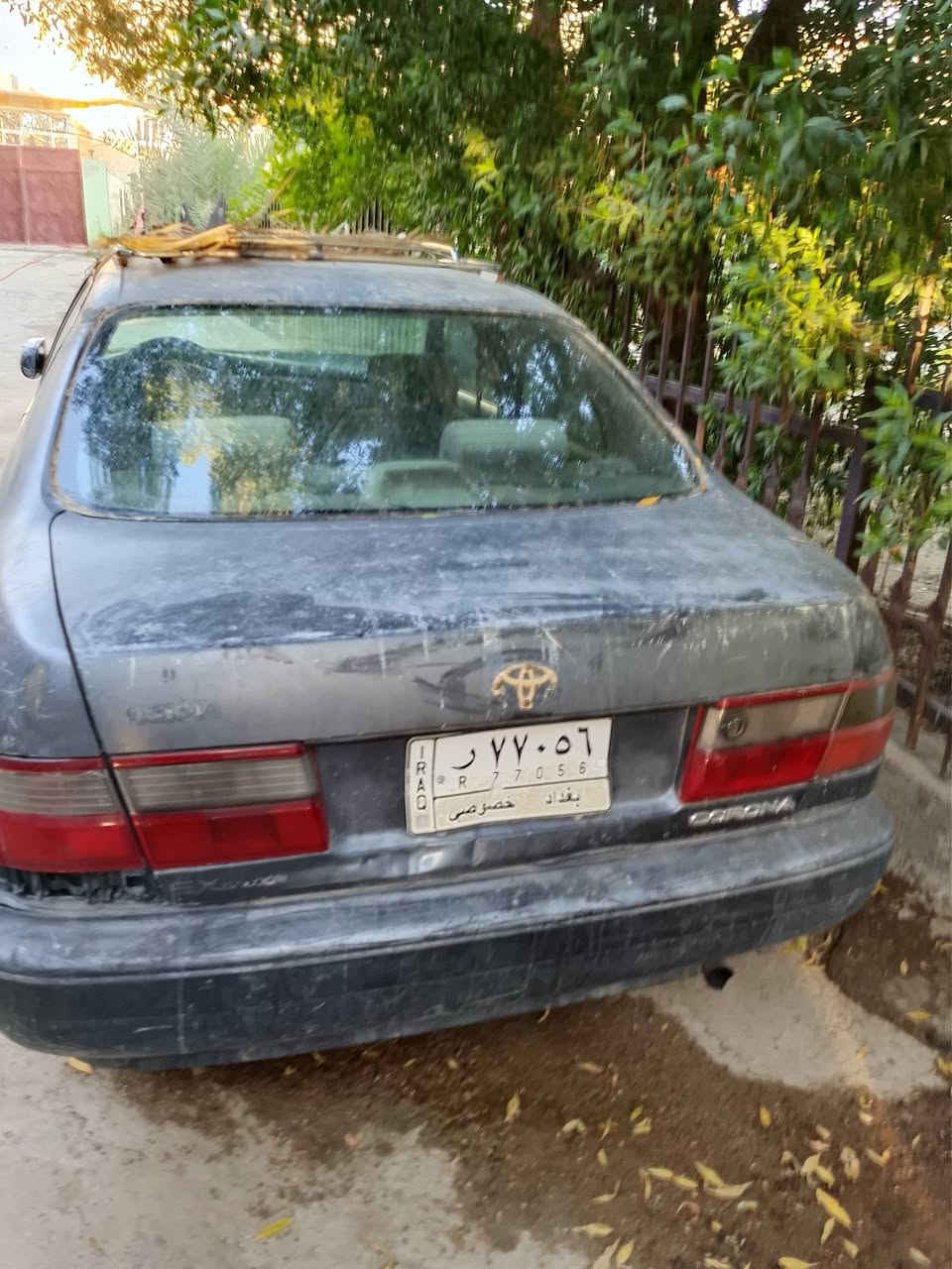 سيارة كرونة موديل 95محور  كير اوتاماتيك موجود فقط واتساب وعلئ الاتصال *********** مكان بغداد
