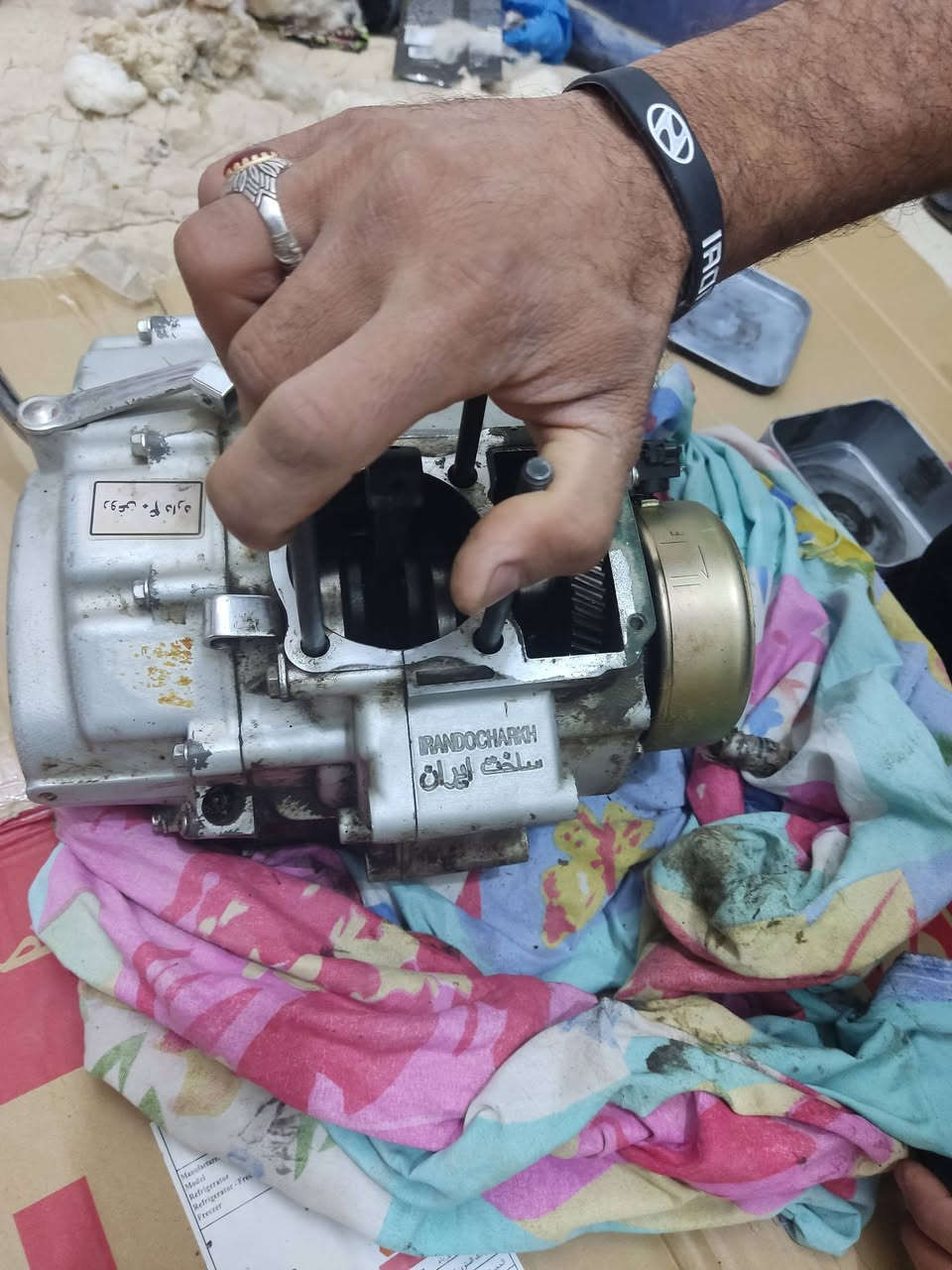 محرك للبيع عوزه كرنك كاظ قبقه لثاني موجود مكان ناصريه مركز 
***********
