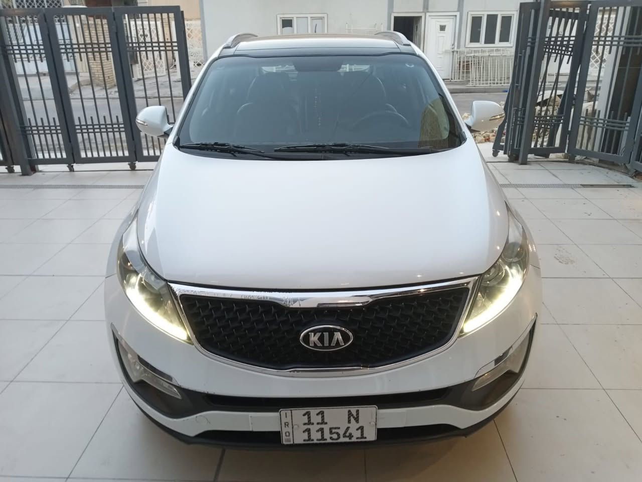 سبورتنج ٢٠١٦ خليجي فول ماعدة بصمة ماشية ١٤١ الف كيلو مكفولة من صبغ بيهة بس بارد شي قليل السعر ١٦٠   *********** عنوان بغداد سيارة بسمي
