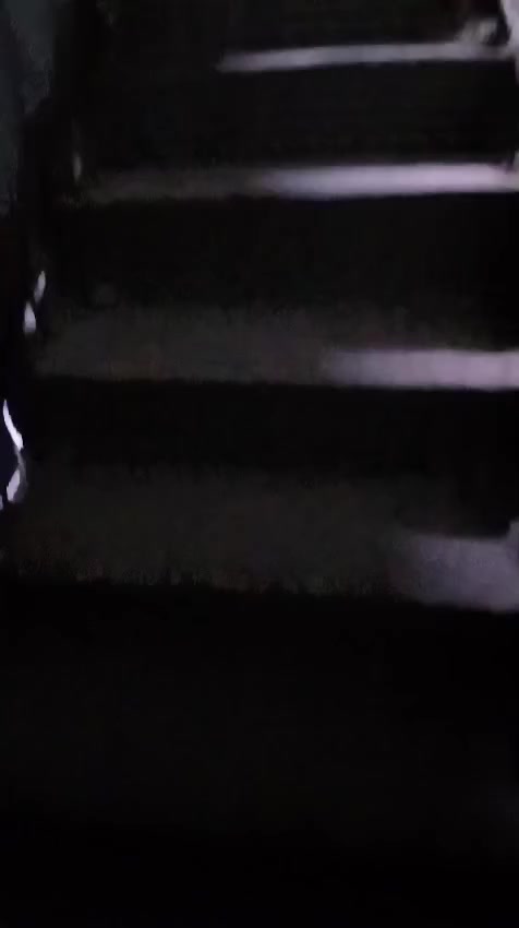 دار للبيع ١٤٠ متر طابقين خلف شارع ١٥
للتواصل ***********
