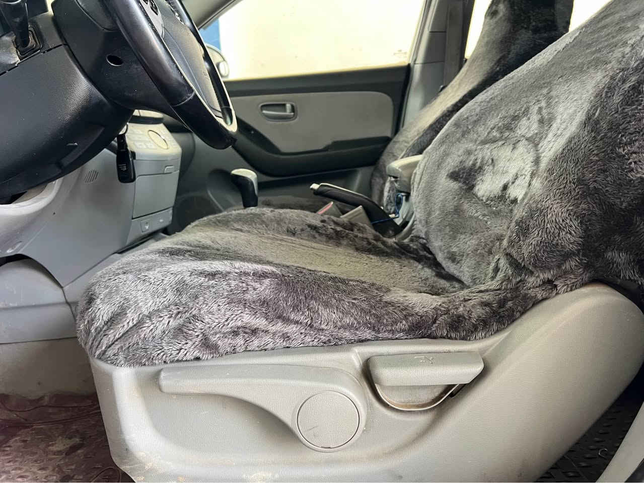 هۆندای ئەڤانتی ٢٠٠٨ کامل مەسەرف کراوە

مەکینە ١٦ دکشن بەرز گئر مەکینە بەشەرت

تەبرید سارد وگەرم بەشەرت

دەعم و لئدراو کەڤەر گۆراو سەقف بەشەرت 

سوکاکان ڤۆلیۆم ئاوێنە شەفت و کارەبا جلد هیتەر جەگ

حاسەیە برئک و abs بەستراوە جامەکانی هەڵگیراون

سەیارەکە لۆک لۆک ماوەتەوە هەمو گیانی ئیشەکات 

کامل مسرەفی لئکراوە بئ چاڵ و شوخت سەقف شوشەی 

ماڵی دۆستە تەنها سایەقئکی دەوئ    شوئن تەق تەقم 

بای ٤٧ گەڵا مەجالئ کەمە/ ڤایبەر واتسئاپ ***********

کۆڕەک/***********.    ئاسیا/ *********** كويسينجاك, أربيل
