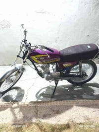 ماطور نامه رياضي موديل 2017 للبيع مكينه ناعمه دراجه جاهزه  شرط نص هندر...