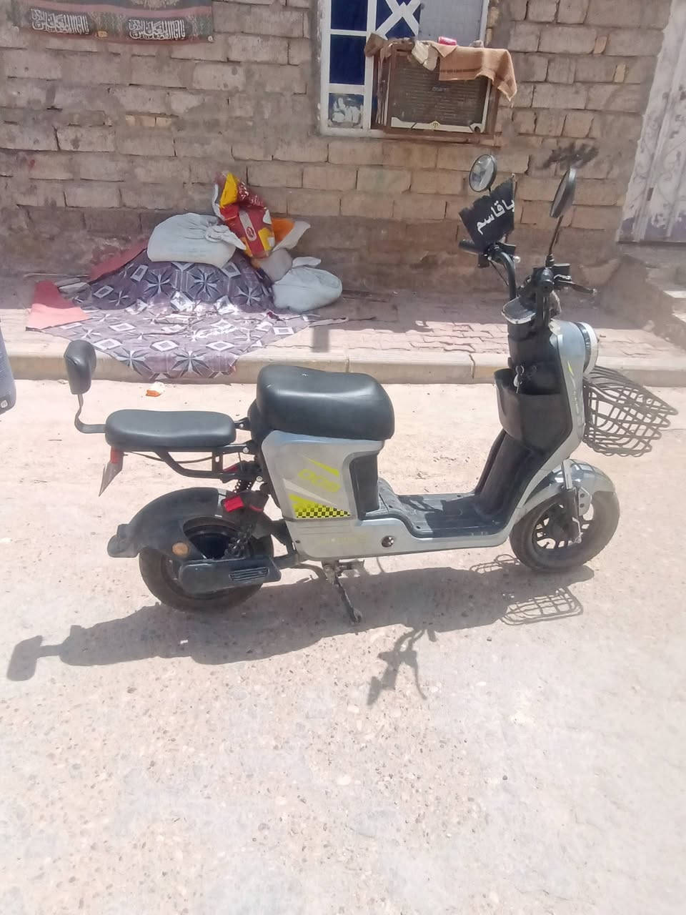 سلام عليكم دراجه شحن للبيع السعر 600 الف العنوان ميسان العماره رقم الهاتف ***********
