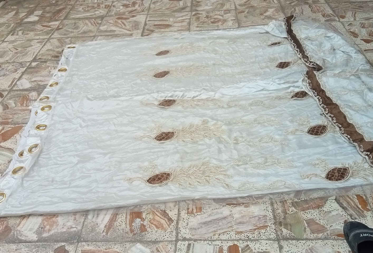 بردات قطعتين ستن وتور قياس العرض اربعه ونص والطول 7سعرهن 15


**إذا كنت صاحب هذا الإعلان وتريد حذفه لأي سبب، رجاءا أرسل رسالة إلى الدعم الفني**