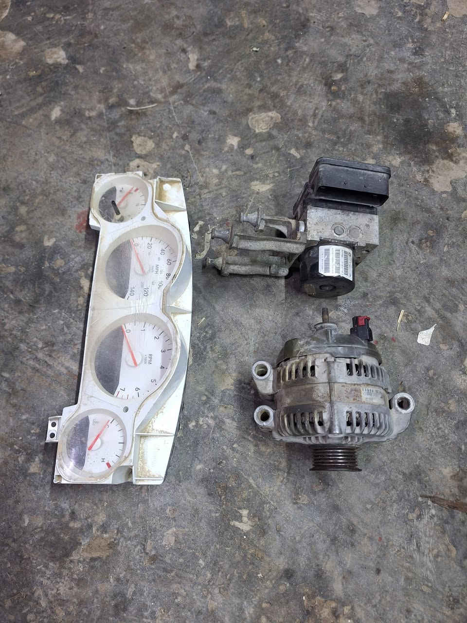 سلام عليكم  رمضان كريم  يارب  اي حاجه تخدمك خابرني ودلل ***********
