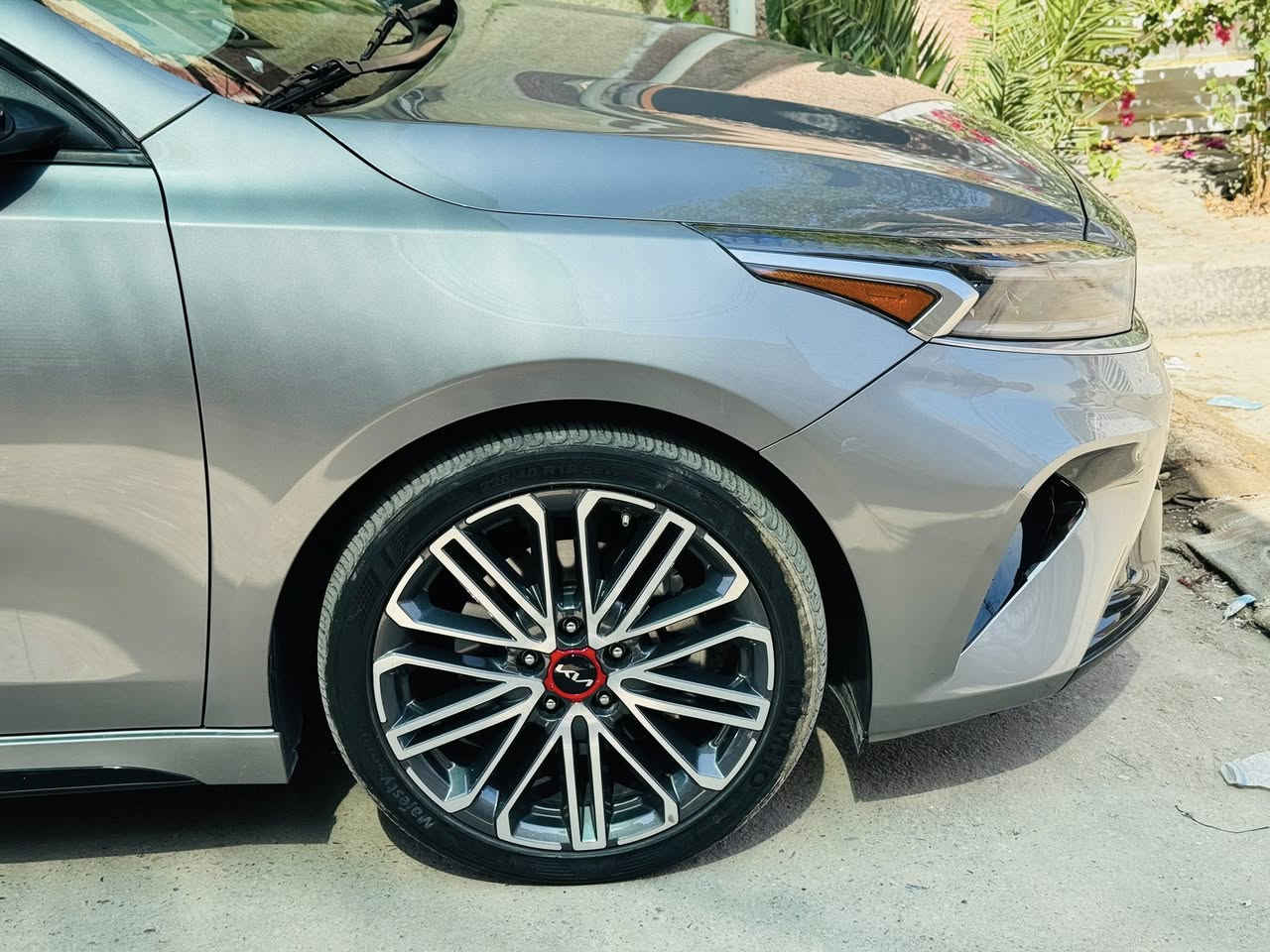 للبيع فورتي جي تي 2023 وارد أمريكي
فول للأخير من عدى البنوراما فقط 
ماشية 47km
رقم بغداد السياره بأسمي تحول ثاني يوم 
حادث السياره تبديل قطعة وحده جاملغ جهة السايق 
سياره مابيهة كل نقص كير و مكينة و صدر مكفول 
مكان السياره بغداد الشعب 
السعر 165 و بي مجال 
***********
صور السونار بالمنشور ⬇️
