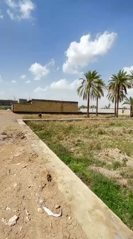 السلام عليكم 
قطعة للبيع 500 متر واجه 20 ونزال 25 ثاني قطعه عن الشارع التجاري مقابيل قاعه الحديد 
السعر وباقي المعلومات التواصل على الرقم 
***********
