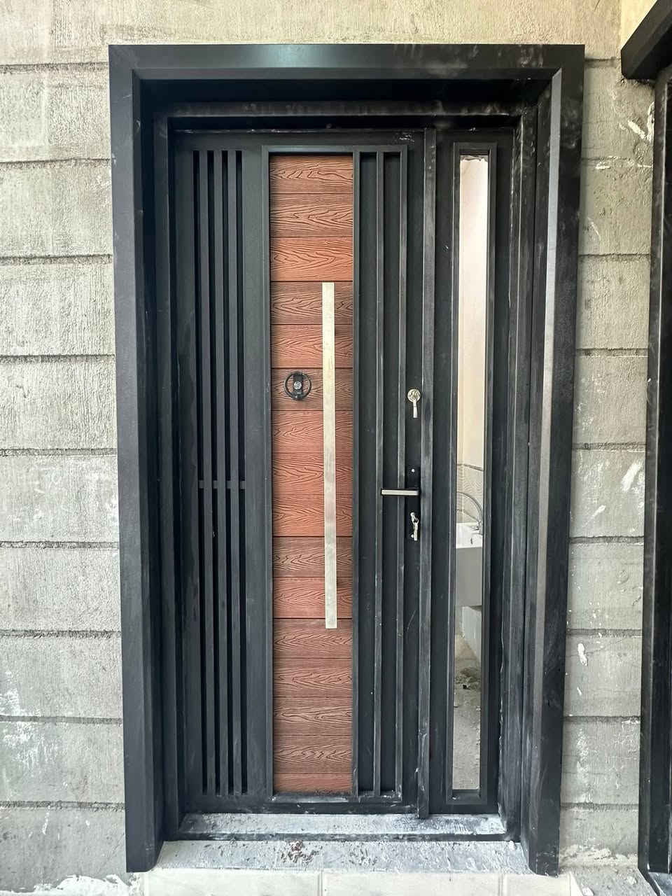 معمل وحداده الابداع للابواب والشبابيك بغداد حي الصناعي للتواصل *********** حسب الطلب
