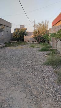 بيت للبيع • ثلث دونم • أكثر من ٣ غرف